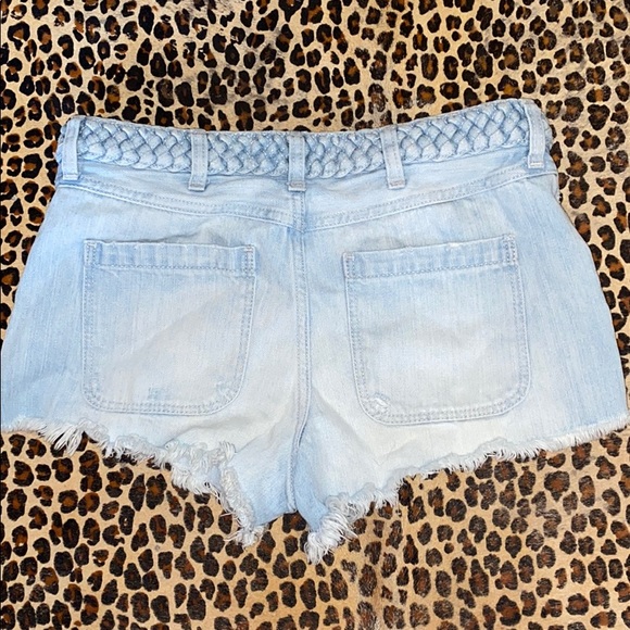 Festival Short High Rise - Picture 2 of 3